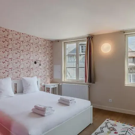 Le Puits De Lumiere Honfleur